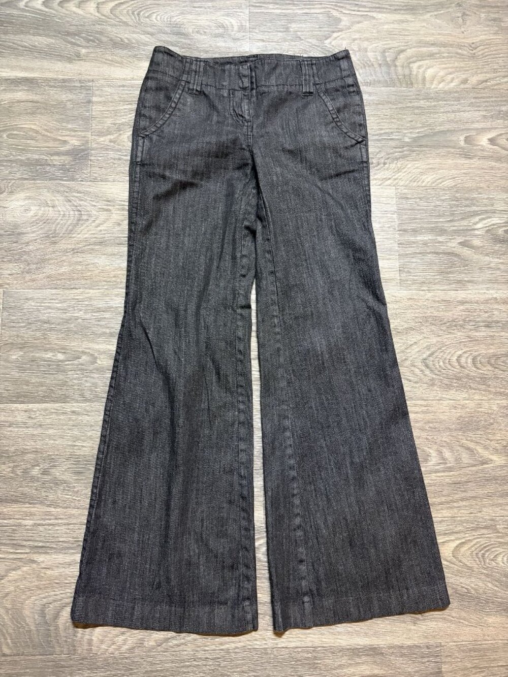INC International Concepts Wide Leg Jeans 2 Charcoal Gray Mid Rise Trouser Style